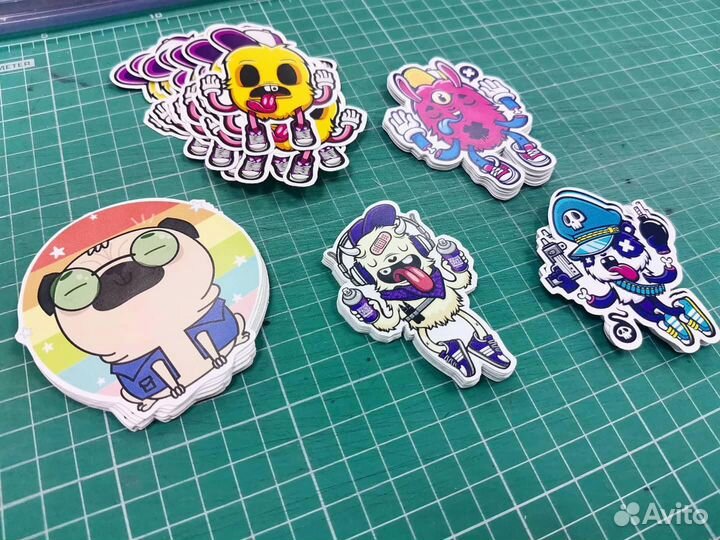 Печать наклеек