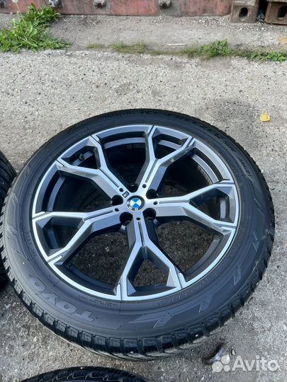 R21 Toyo Observe Ice-Freezer SUV 275/45, PCD 5x112 DIA 66.6