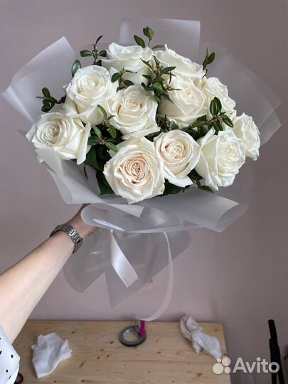 Цветы розы с доставкой к 1 сентября