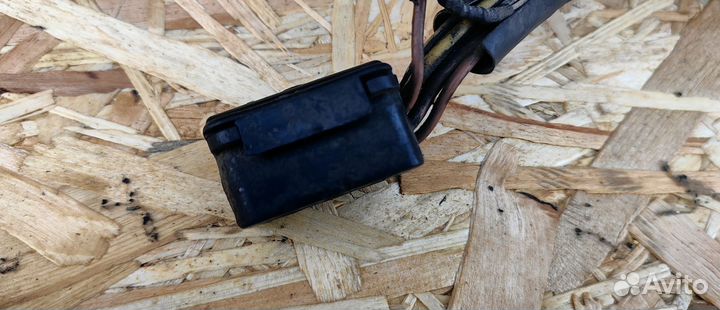 Электро разъём Mercedes Benz w123 9626