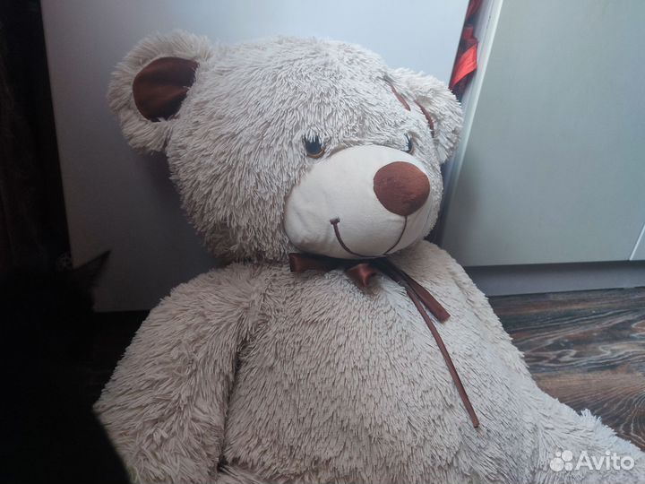 Плюшевый медведь большой
