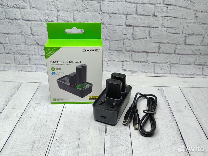 2 аккумулятора с зарядкой для Xbox Series S и X