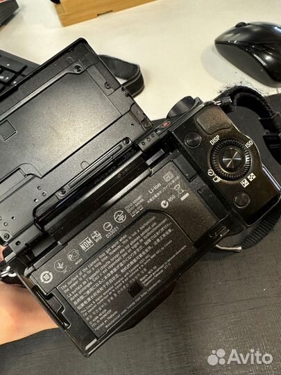 Фотоаппарат Sony с объективом 18-55