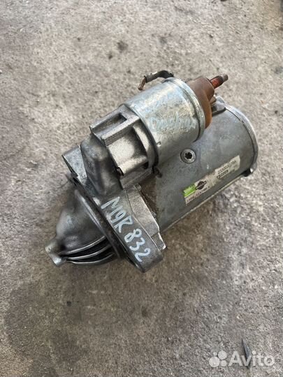 Стартер Nissan Qashqai M9R 2.0dci Renault