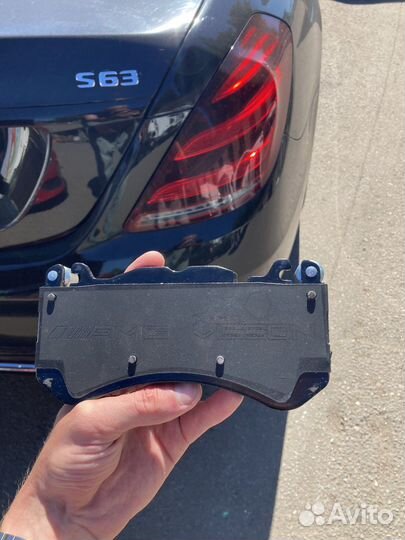 Задние тормозные колодки W222 63