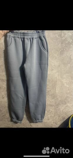 Спортивный костюм женский