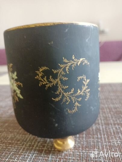 Фарфоровая чаша