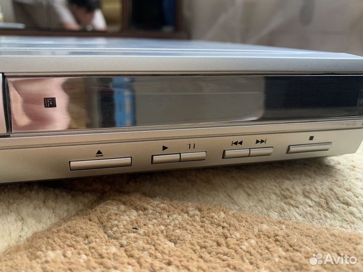 DVD плеер xoro HSD-306