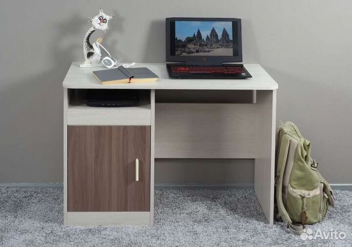 Стол письменный Паскаль