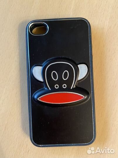 Чехолы на iPhone 4s