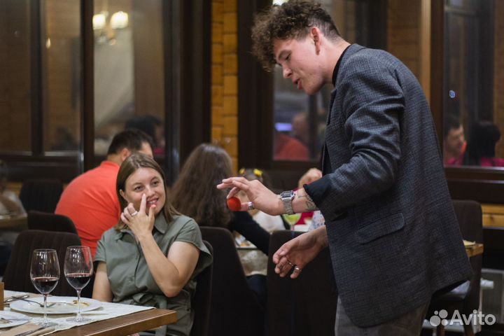 Фокусник иллюзионист