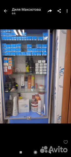 Стол с зеркалом для парикмахеров