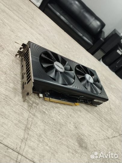 Видеокарта sapphire nitro gaming series RX 580 8GB