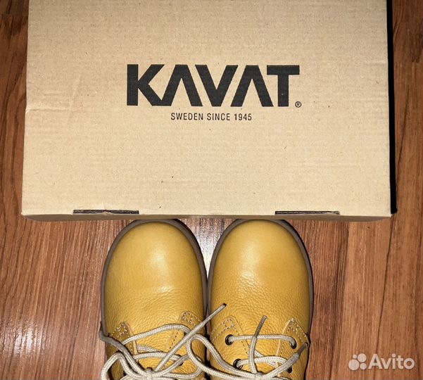 Демисезонные кожаные ботинки Kavat 29