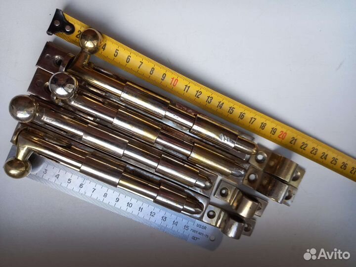 Старинные оконные ручки