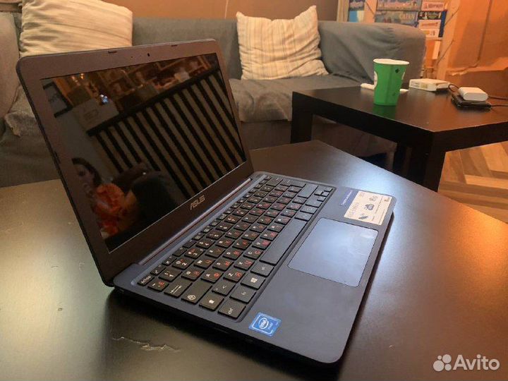 Компактный Ноутбук Asus 12