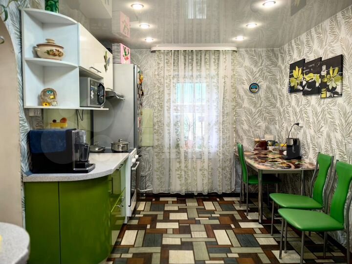 Дом 99,8 м² на участке 5,4 сот.