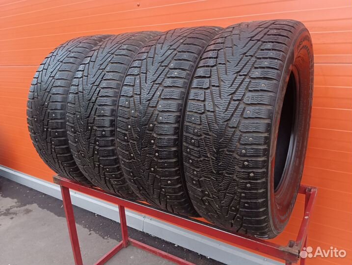 Nokian Tyres Hakkapeliitta 7 285/60 R18 116T