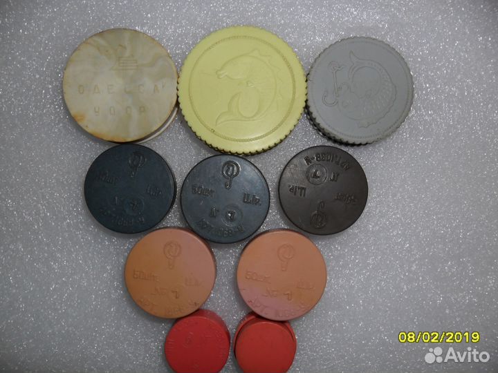 Продам коробочки для рыбацких крюков