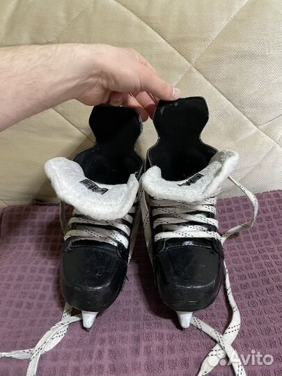 Коньки хоккейные детские CCM Tacks 1092, 29 размер