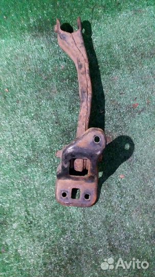 Suzuki Grand Vitara Рычаг задний продольный