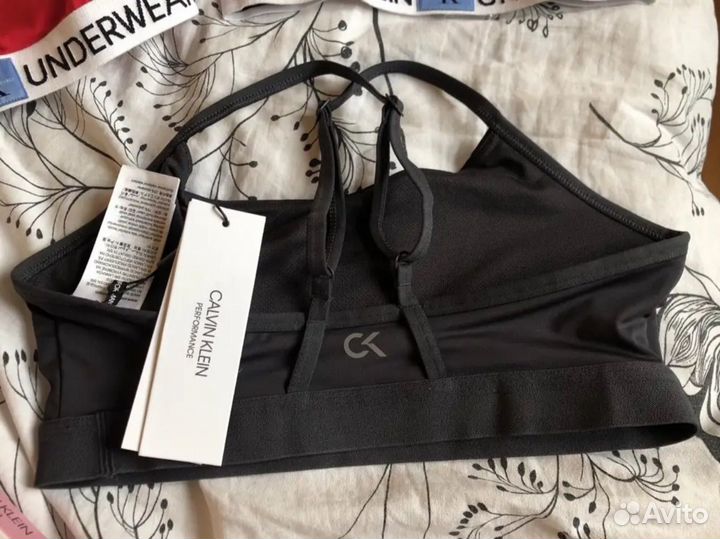 Топ спортивный calvin klein