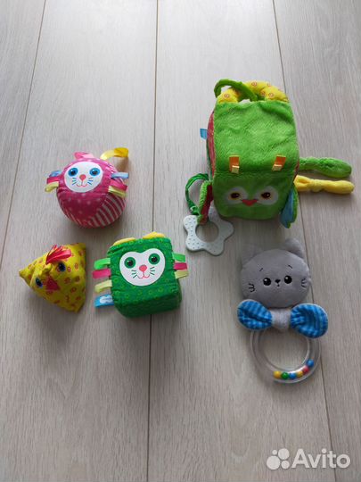 Развивающие игрушки для малышей