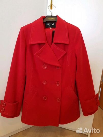 Пальто демисезонное