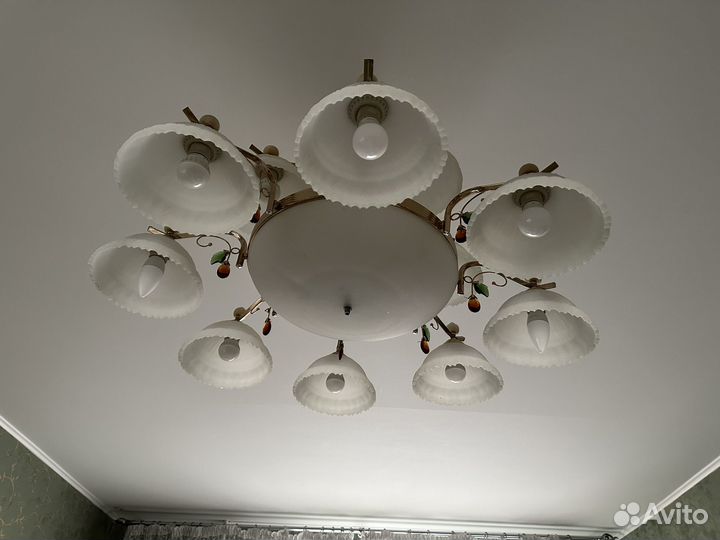 Люстра потолочная бу