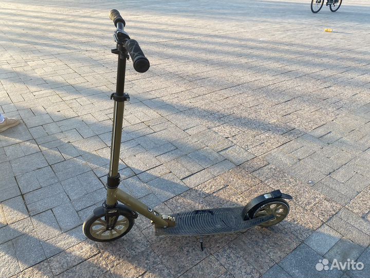 Самокат с большими колесами