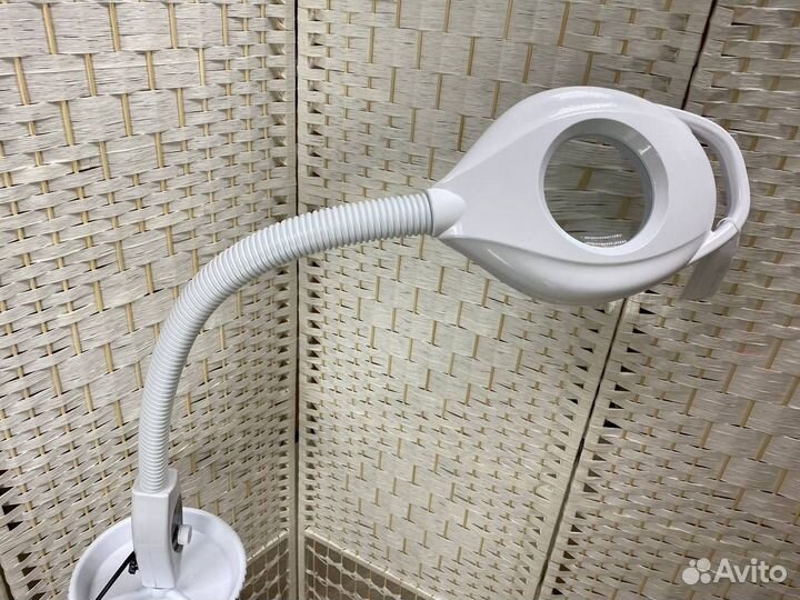 Лампа лупа напольная