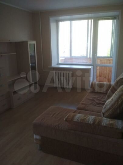 2-к. квартира, 43 м², 3/5 эт.