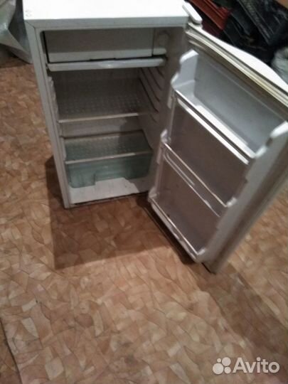 Холодильник маленький