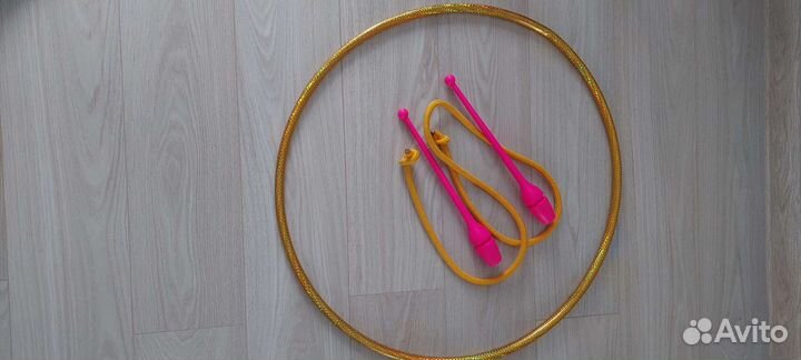 Обруч с чехлом,булавы,скакалка для худ.гим
