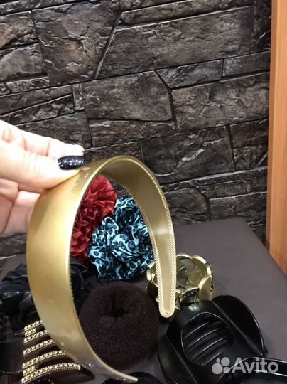 Заколки, расчески