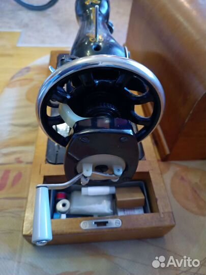 Швейная машина подольская