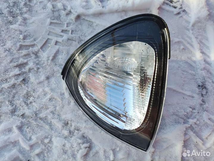 Поворотные фонари Тойота caldina