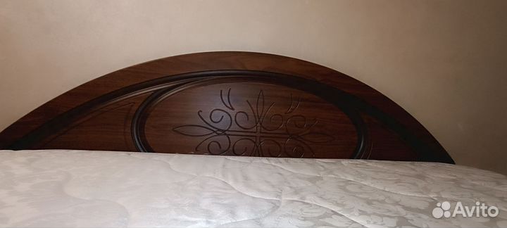 Кровать двухспальная с матрасом бу 160*190