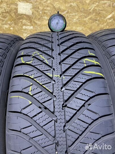 Goodyear Vector 4Seasons 215/60 R16