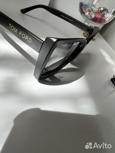 Солнечные очки tom ford