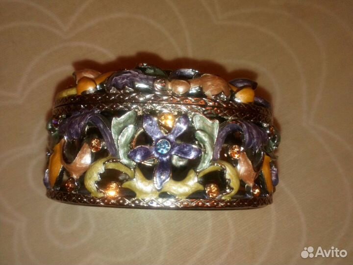 Шкатулка. Эмаль с стразами, шкатулка Гжель, друза