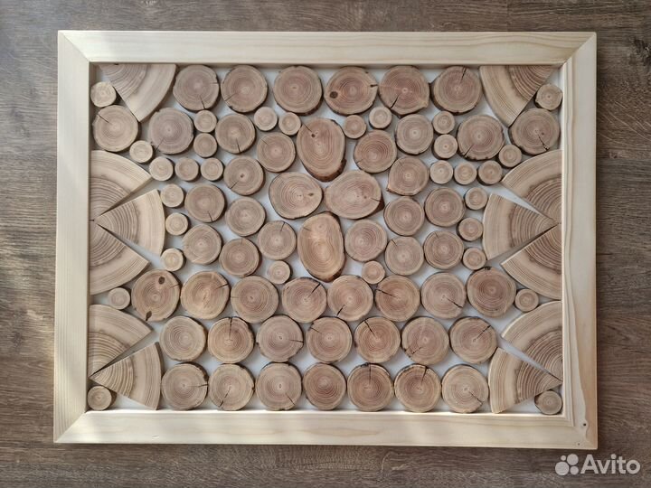 Панно из дерева