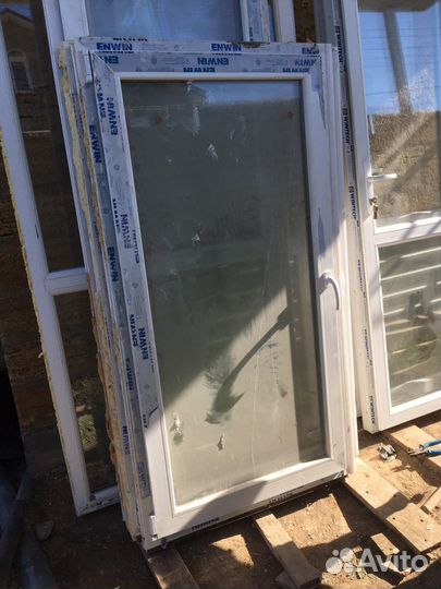 Дверь,окно,оконный блок, металло пластиковая б/у