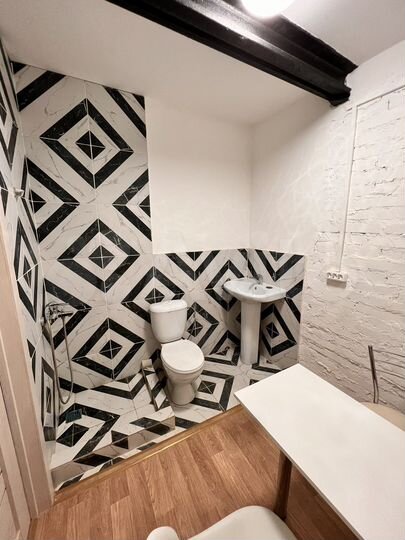 Комната 6 м² в 1-к., 1/3 эт.