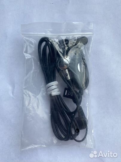 Кабель для зарядки и наушники сотовые