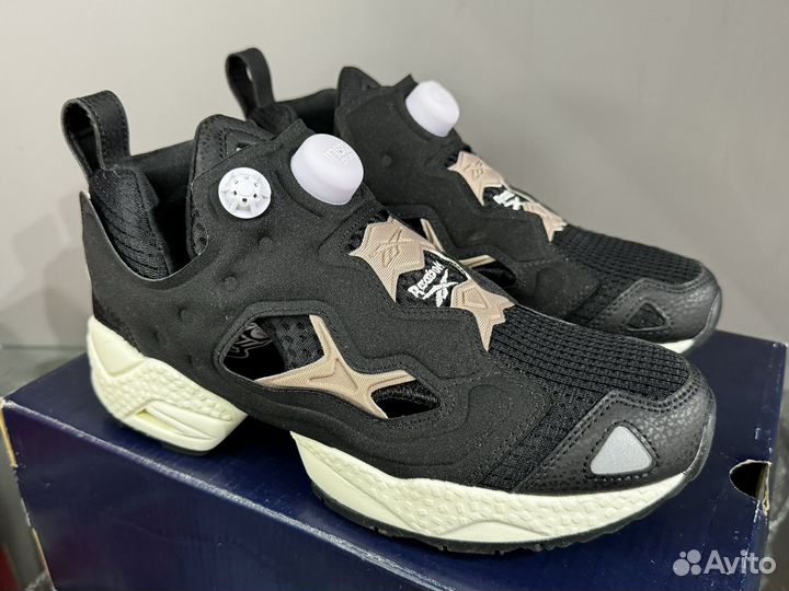 Кроссовки Reebok Insta pump женские/ Оригинал