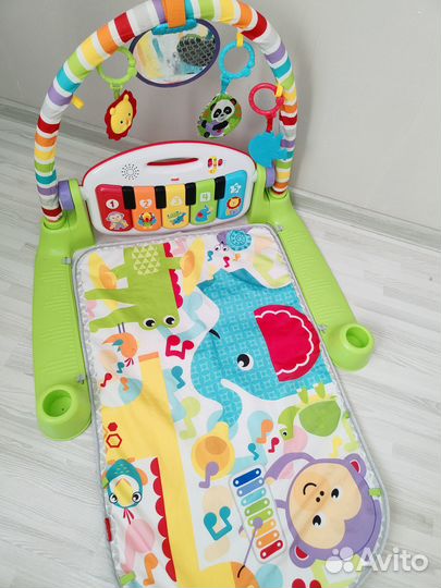 Игровой развивающий коврик