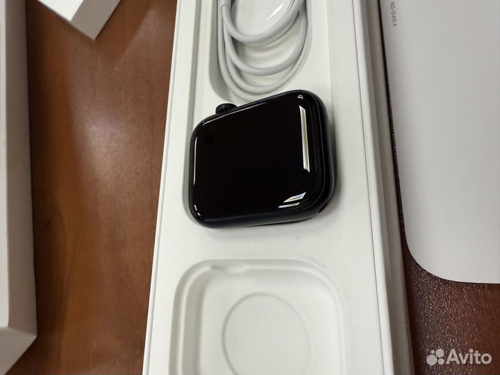 Apple watch se 2 44 mm