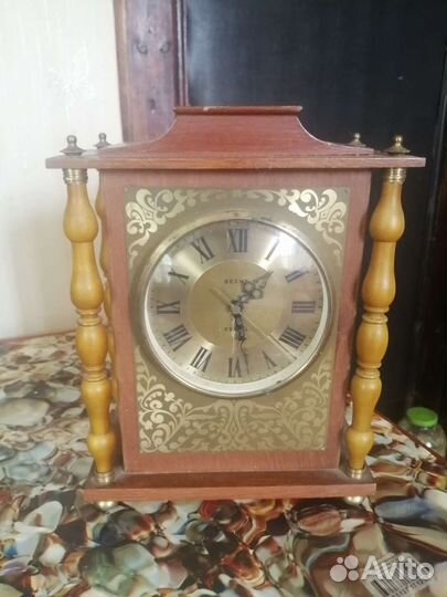 Настольные часы
