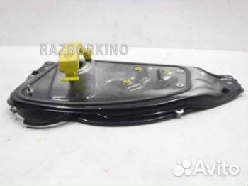 Стеклоподъемник электрический задний левый